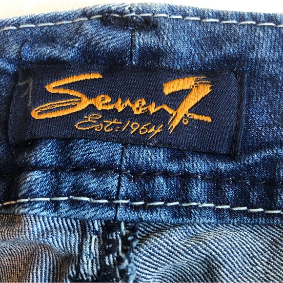 Seven 7 Blue Capri Jeans Denim Pants Women’s Size 6 Button Fly Casual Elastic - Picture 7 of 16